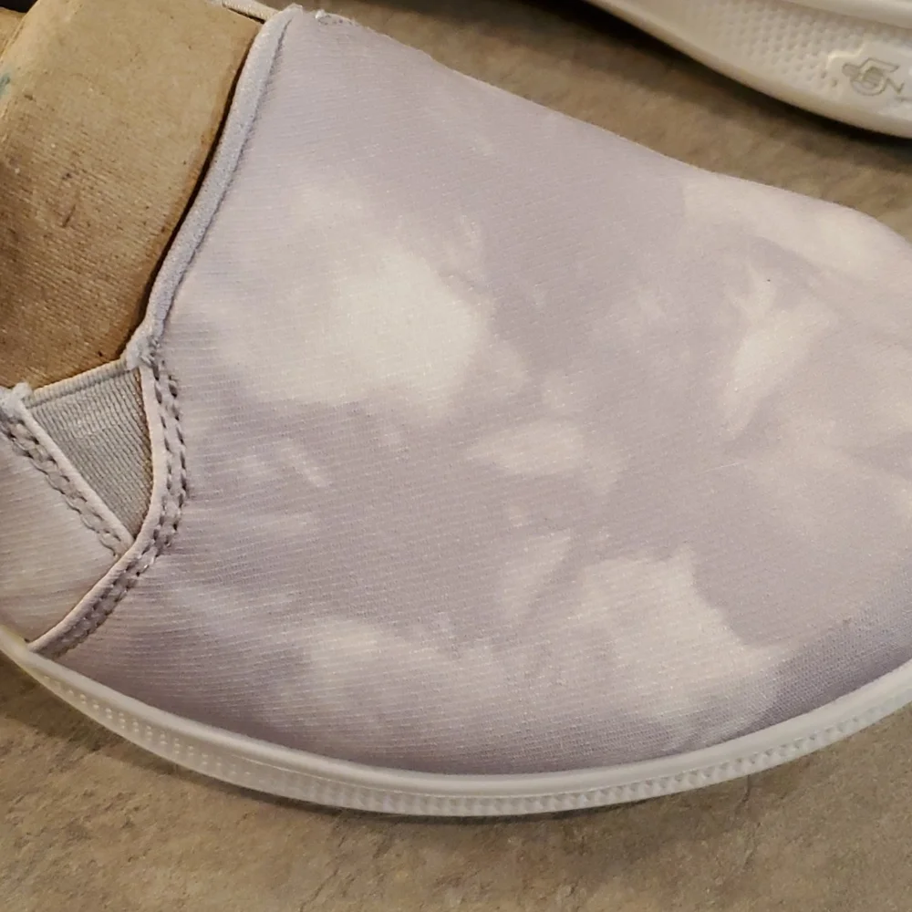 SKECHERS Slip On Shoes Goga Mat Insoles Grey & White Tie Dye Size 7 Wide - Picture 4 of 9